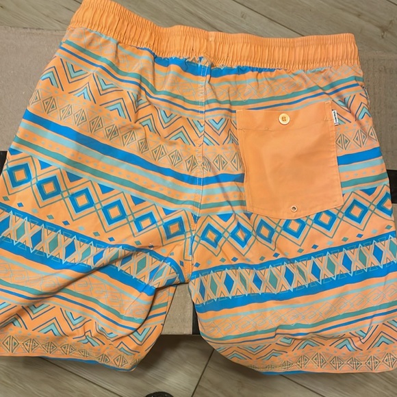 Swim trunks - Picture 2 of 3